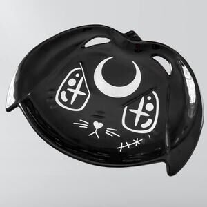 NWT Killstar Evil Bunny Plate